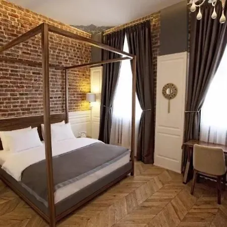 Hotel Miniature