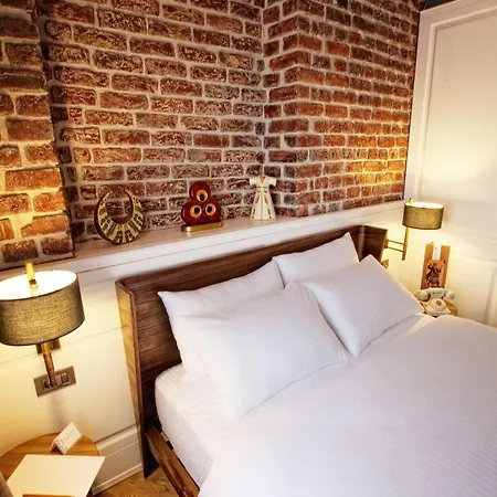 Hotel Miniature 3*