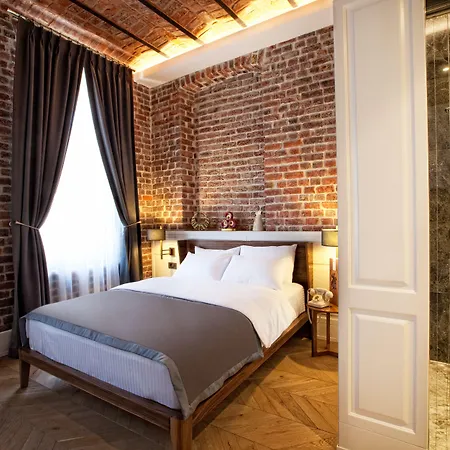 Hotel Miniature 3*