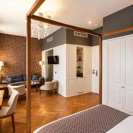 Hotel Miniature