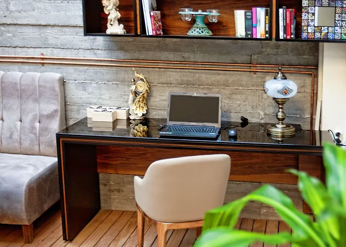 Отель Miniature 3*