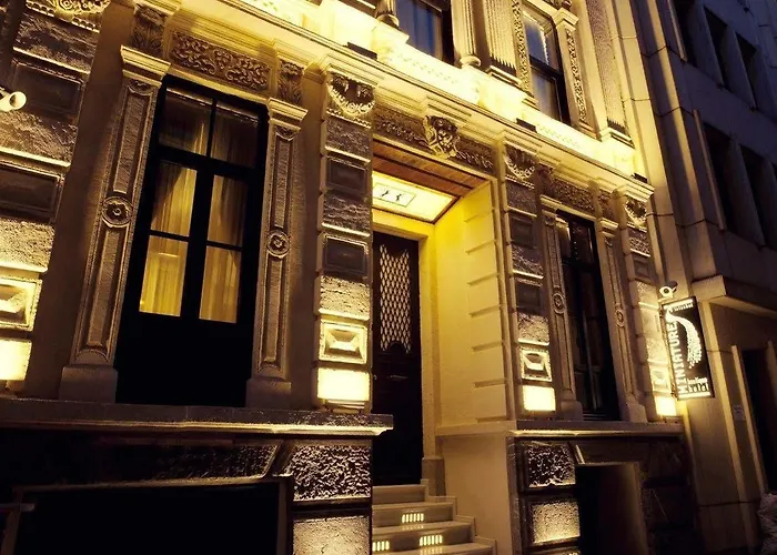 Отель Miniature